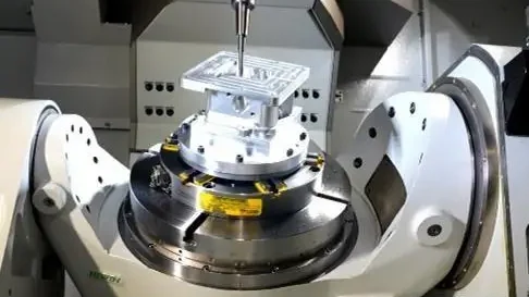 industrial mold making and tooling equipment